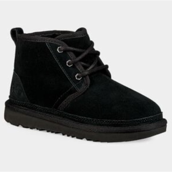 Ugg Neumel II Boot in black big kids size 4 - Picture 2 of 6